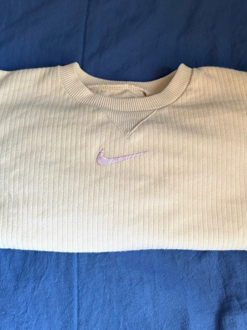 Nike Kids Cream Ribbed Crewneck Sweatshirt with Pink Swoosh